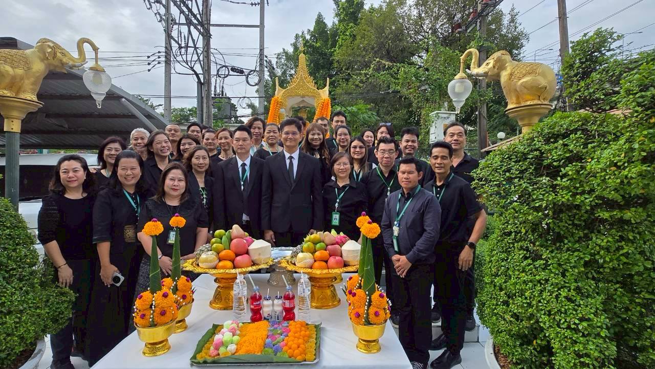 TINT visits covid hospital center