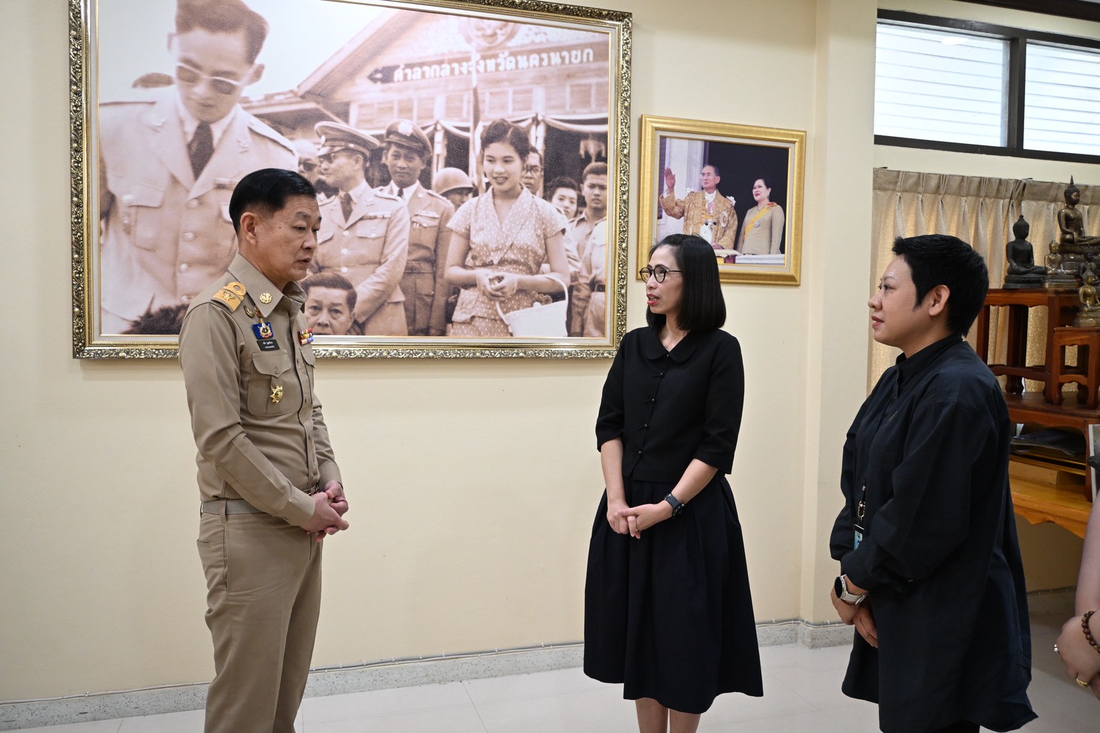 TINT visits covid hospital center