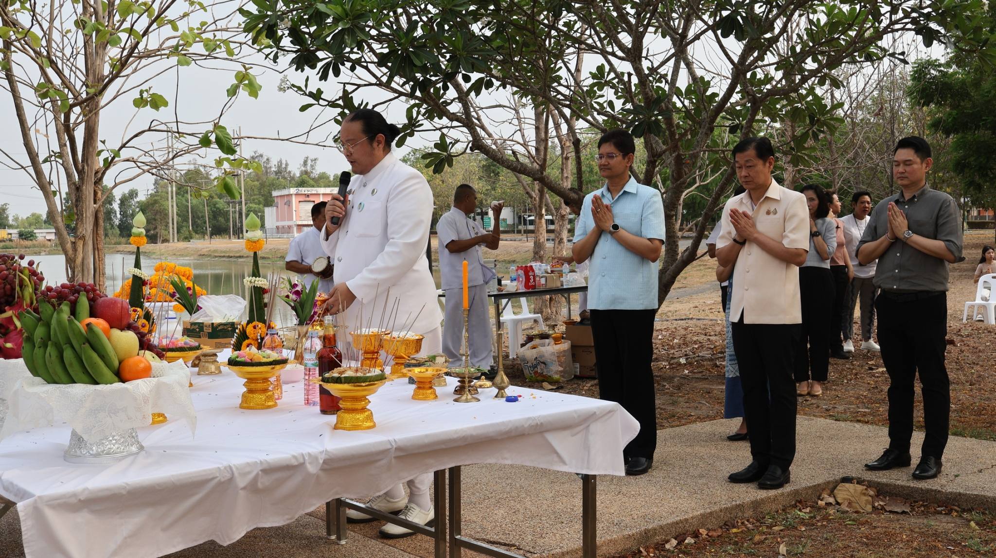 TINT visits covid hospital center