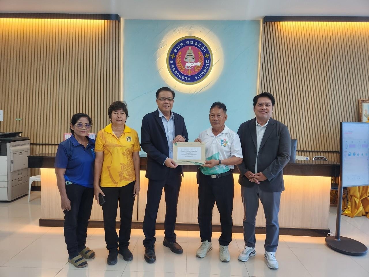 TINT visits covid hospital center